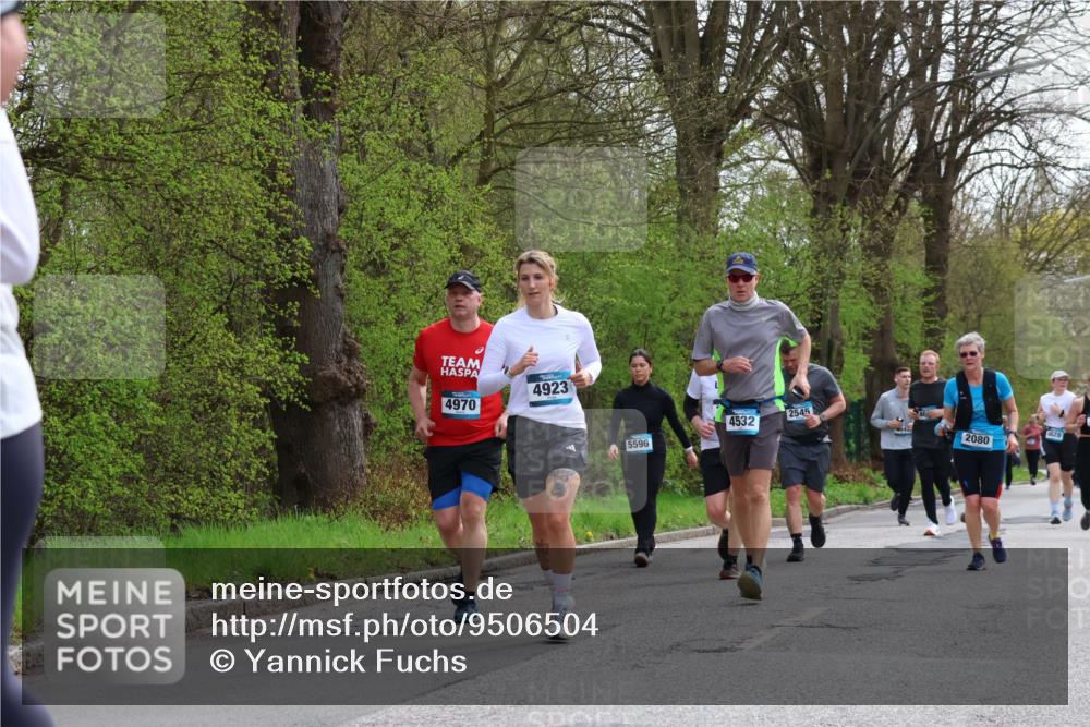 12.04.2026 - 45. Internationalen Wilhelmsburger Insellauf Yannick Fuchs http://msf.ph/oto/9506504 12.04.2026 13:00:53 Laufen 4923, 4970, 4532, 2545, 5596, 2080, 628 meine-sportfotos.de
