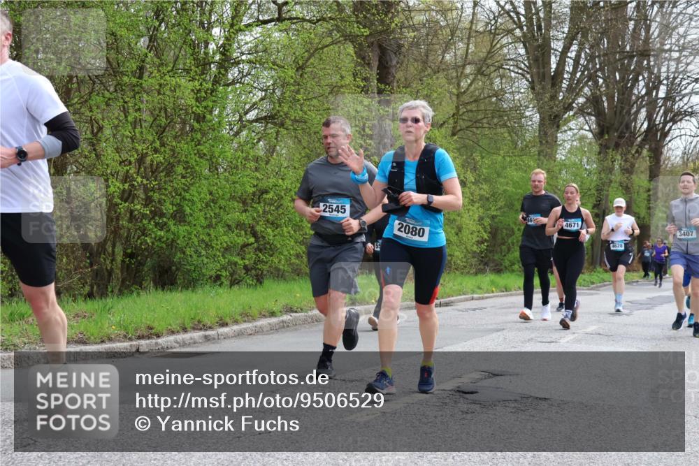 12.04.2026 - 45. Internationalen Wilhelmsburger Insellauf Yannick Fuchs http://msf.ph/oto/9506529 12.04.2026 13:00:57 Laufen 2545, 2080, 4671, 4628, 3407 meine-sportfotos.de