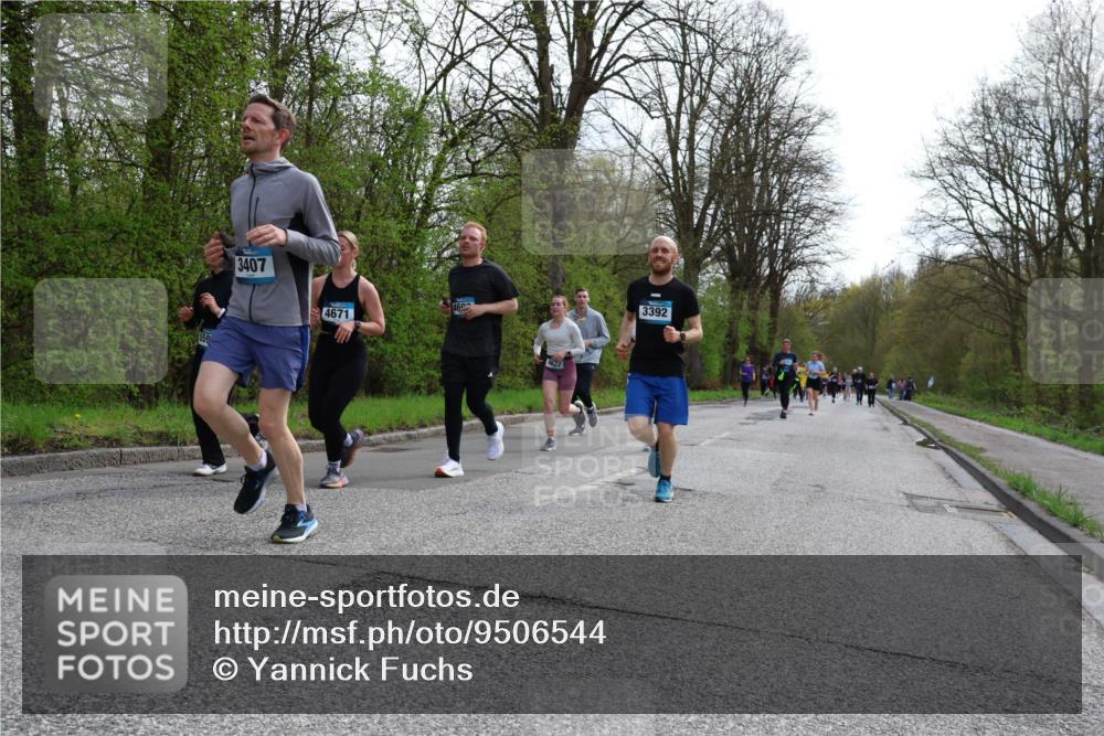 12.04.2026 - 45. Internationalen Wilhelmsburger Insellauf Yannick Fuchs http://msf.ph/oto/9506544 12.04.2026 13:01:00 Laufen 550, 3407, 4671, 460, 4627, 3392 meine-sportfotos.de