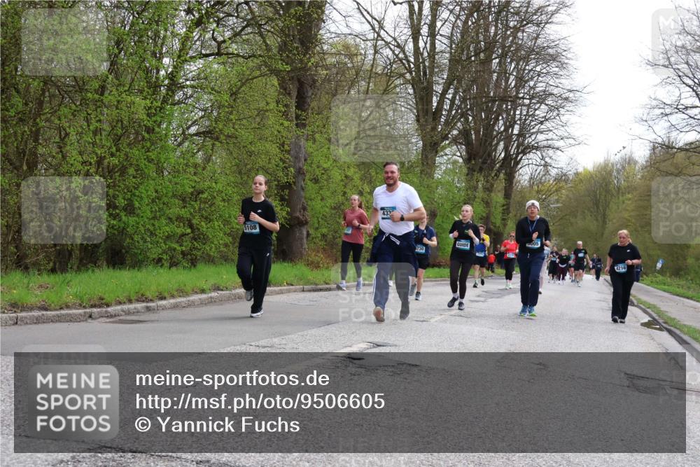 12.04.2026 - 45. Internationalen Wilhelmsburger Insellauf Yannick Fuchs http://msf.ph/oto/9506605 12.04.2026 13:01:15 Laufen 5108, 433, 1730, 005, 4216 meine-sportfotos.de