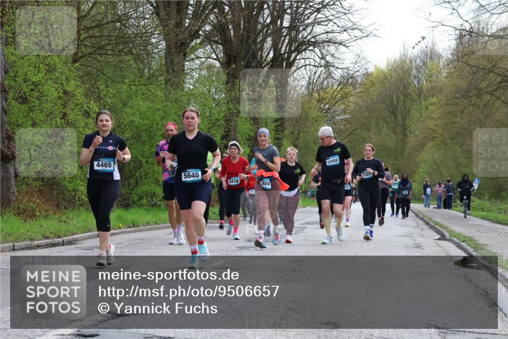 12.04.2026 - 45. Internationalen Wilhelmsburger Insellauf Yannick Fuchs http://msf.ph/oto/9506657 12.04.2026 13:01:26 Laufen 4465, 5640, 5418, 2113, 3686, 2327 meine-sportfotos.de
