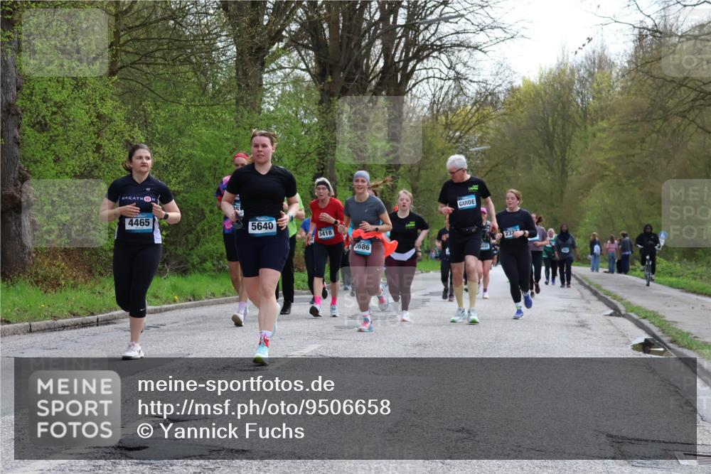 12.04.2026 - 45. Internationalen Wilhelmsburger Insellauf Yannick Fuchs http://msf.ph/oto/9506658 12.04.2026 13:01:26 Laufen 4465, 5640, 5418, 3686, 232 meine-sportfotos.de