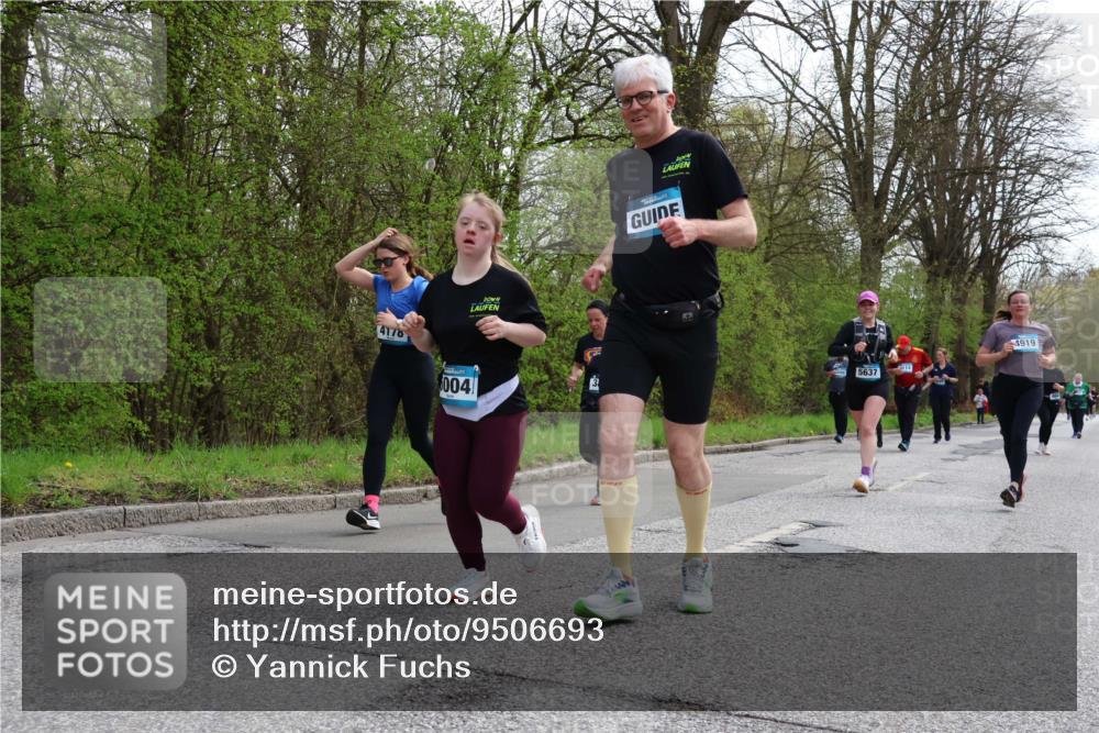 12.04.2026 - 45. Internationalen Wilhelmsburger Insellauf Yannick Fuchs http://msf.ph/oto/9506693 12.04.2026 13:01:34 Laufen 4178, 004, 5637, 3114, 4919 meine-sportfotos.de