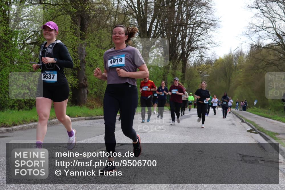 12.04.2026 - 45. Internationalen Wilhelmsburger Insellauf Yannick Fuchs http://msf.ph/oto/9506700 12.04.2026 13:01:36 Laufen 5637, 4919, 2014 meine-sportfotos.de