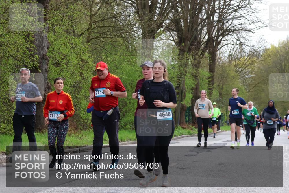 12.04.2026 - 45. Internationalen Wilhelmsburger Insellauf Yannick Fuchs http://msf.ph/oto/9506709 12.04.2026 13:01:38 Laufen 2114, 2113, 4648, 4578, 4579, 543, 3462 meine-sportfotos.de