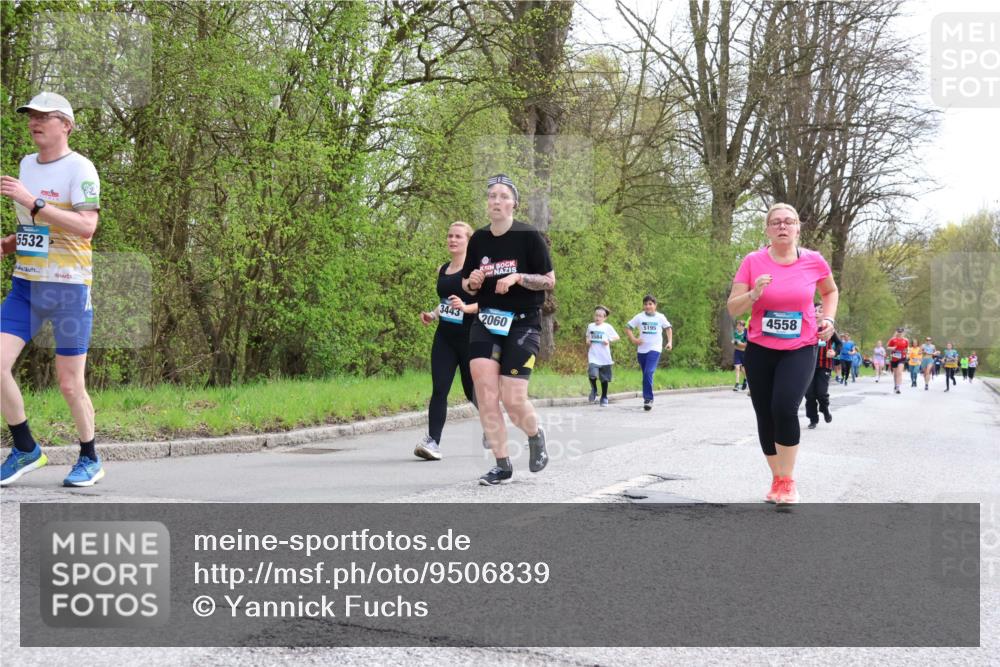 12.04.2026 - 45. Internationalen Wilhelmsburger Insellauf Yannick Fuchs http://msf.ph/oto/9506839 12.04.2026 13:02:07 Laufen 5532, 3443, 2060, 5195, 3584, 4558 meine-sportfotos.de