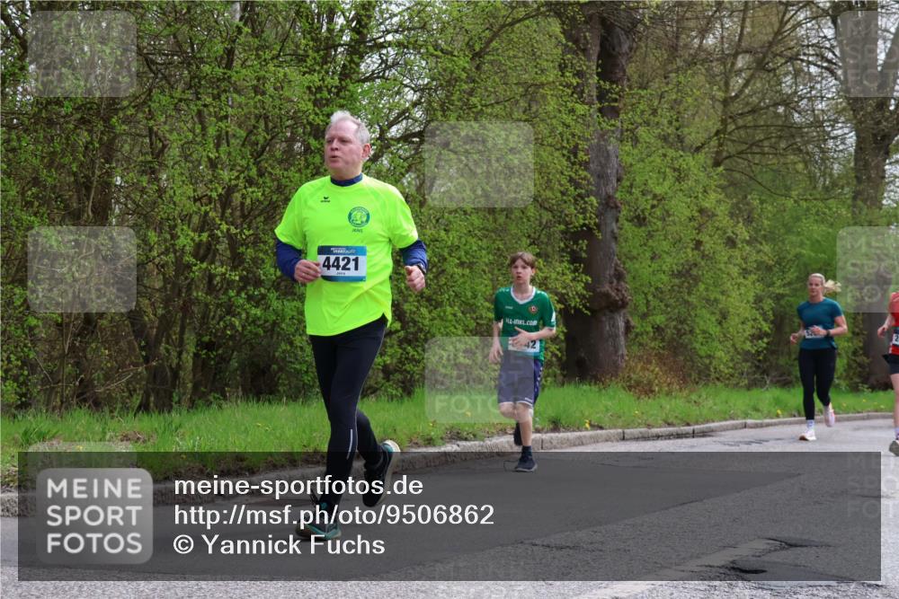 12.04.2026 - 45. Internationalen Wilhelmsburger Insellauf Yannick Fuchs http://msf.ph/oto/9506862 12.04.2026 13:02:13 Laufen 4421, 42 meine-sportfotos.de