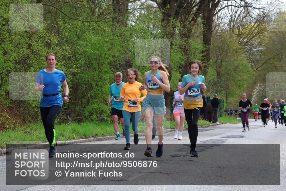 12.04.2026 - 45. Internationalen Wilhelmsburger Insellauf Yannick Fuchs http://msf.ph/oto/9506876 12.04.2026 13:02:17 Laufen 568, 5498, 5266, 5675, 5265, 4573 meine-sportfotos.de