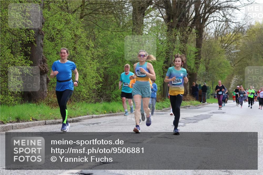 12.04.2026 - 45. Internationalen Wilhelmsburger Insellauf Yannick Fuchs http://msf.ph/oto/9506881 12.04.2026 13:02:18 Laufen 5686, 5260, 5265 meine-sportfotos.de