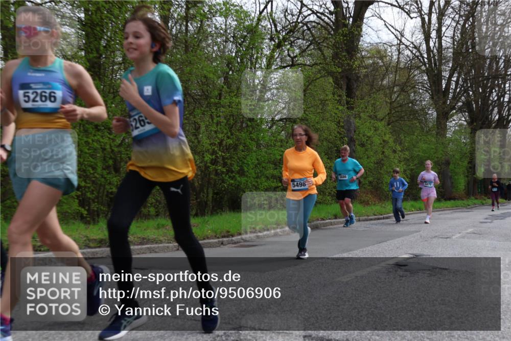 12.04.2026 - 45. Internationalen Wilhelmsburger Insellauf Yannick Fuchs http://msf.ph/oto/9506906 12.04.2026 13:02:22 Laufen 5266, 26, 5498, 5686 meine-sportfotos.de