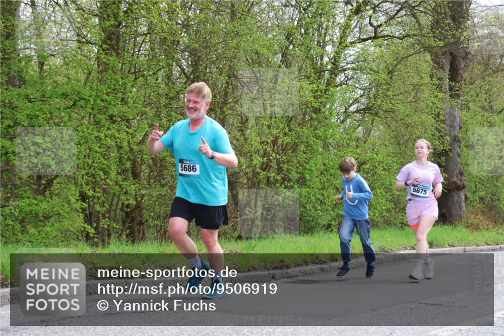 12.04.2026 - 45. Internationalen Wilhelmsburger Insellauf Yannick Fuchs http://msf.ph/oto/9506919 12.04.2026 13:02:24 Laufen 5686, 5675 meine-sportfotos.de