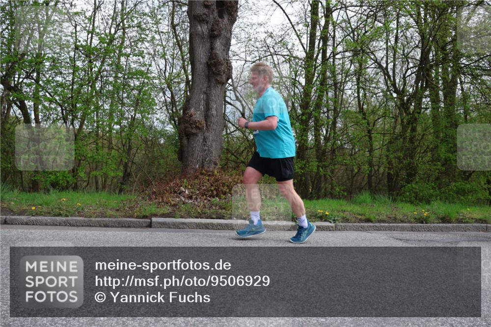 12.04.2026 - 45. Internationalen Wilhelmsburger Insellauf Yannick Fuchs http://msf.ph/oto/9506929 12.04.2026 13:02:26 Laufen  meine-sportfotos.de