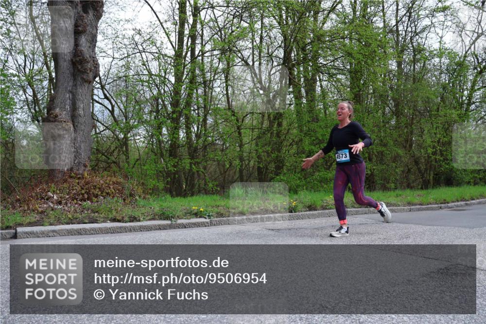 12.04.2026 - 45. Internationalen Wilhelmsburger Insellauf Yannick Fuchs http://msf.ph/oto/9506954 12.04.2026 13:02:31 Laufen 4573 meine-sportfotos.de
