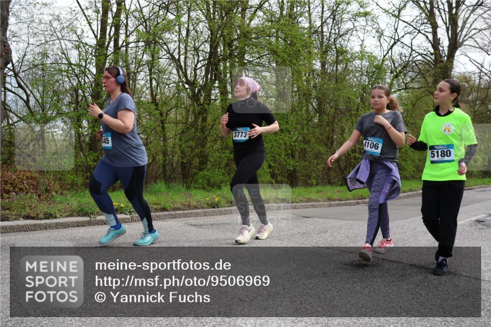 12.04.2026 - 45. Internationalen Wilhelmsburger Insellauf Yannick Fuchs http://msf.ph/oto/9506969 12.04.2026 13:02:39 Laufen 3773, 45, 4106, 5180 meine-sportfotos.de