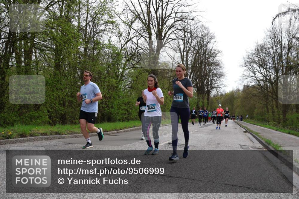 12.04.2026 - 45. Internationalen Wilhelmsburger Insellauf Yannick Fuchs http://msf.ph/oto/9506999 12.04.2026 13:02:44 Laufen 813, 4111, 4663, 4662 meine-sportfotos.de