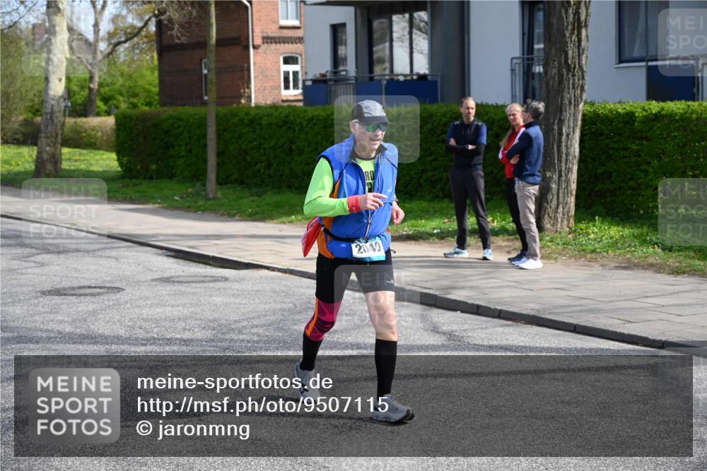 12.04.2026 - 45. Internationalen Wilhelmsburger Insellauf J. Mangold http://msf.ph/oto/9507115 12.04.2026 11:43:56 Ziel 2040, 2663 meine-sportfotos.de