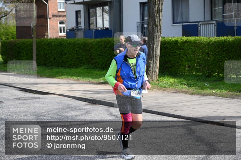 12.04.2026 - 45. Internationalen Wilhelmsburger Insellauf J. Mangold http://msf.ph/oto/9507121 12.04.2026 11:43:57 Ziel 2040, 2663 meine-sportfotos.de
