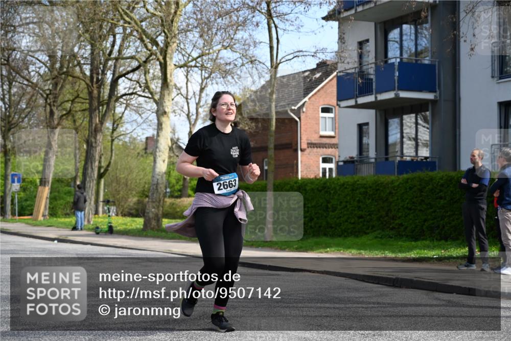 12.04.2026 - 45. Internationalen Wilhelmsburger Insellauf J. Mangold http://msf.ph/oto/9507142 12.04.2026 11:44:12 Ziel 2040, 2663 meine-sportfotos.de