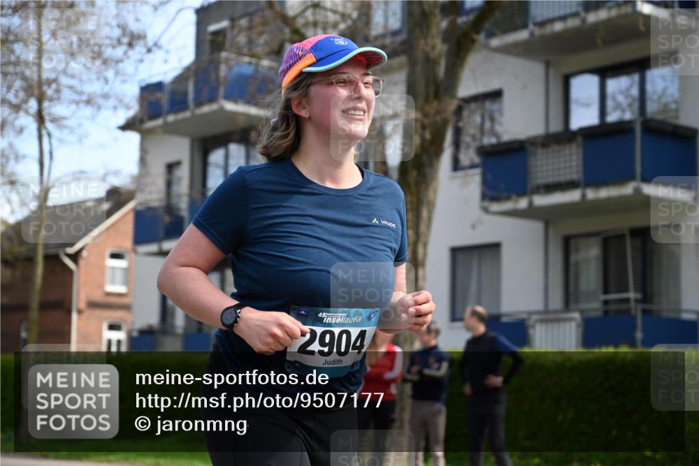 12.04.2026 - 45. Internationalen Wilhelmsburger Insellauf J. Mangold http://msf.ph/oto/9507177 12.04.2026 11:46:12 Ziel 2904, 4685, 4688 meine-sportfotos.de