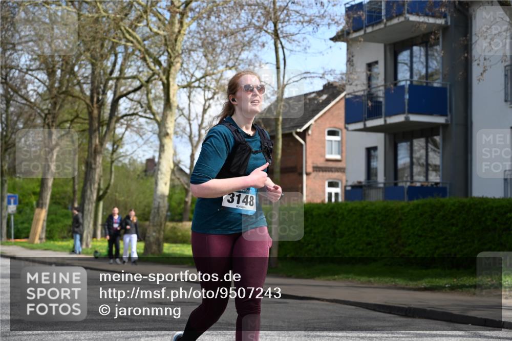 12.04.2026 - 45. Internationalen Wilhelmsburger Insellauf J. Mangold http://msf.ph/oto/9507243 12.04.2026 11:47:15 Ziel 3148, 3148, 3533, 3532, 3457 meine-sportfotos.de