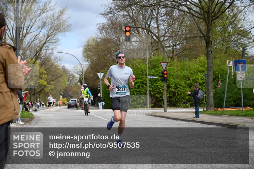 12.04.2026 - 45. Internationalen Wilhelmsburger Insellauf J. Mangold http://msf.ph/oto/9507535 12.04.2026 12:46:55 Ziel 5365, 3048, 5413, 4656, 5556, 5709, 3750, 3301, 4466 meine-sportfotos.de