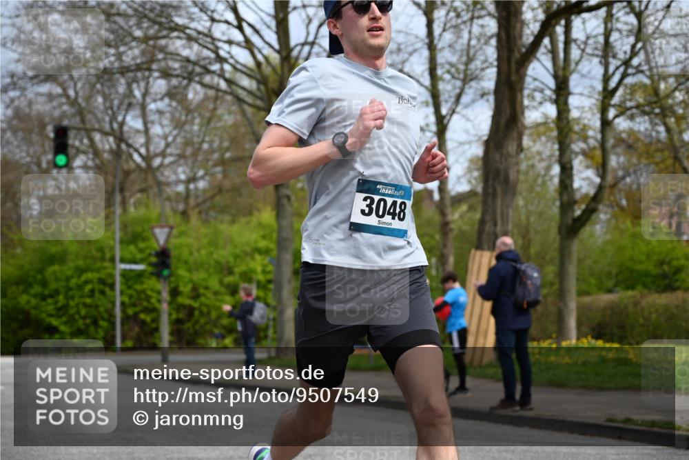 12.04.2026 - 45. Internationalen Wilhelmsburger Insellauf J. Mangold http://msf.ph/oto/9507549 12.04.2026 12:46:57 Ziel 3048, 5413, 4656, 5556, 5556, 5709, 3750, 3301, 4466, 5495 meine-sportfotos.de