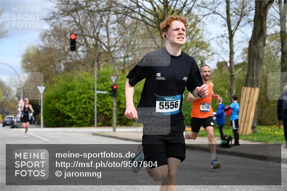 12.04.2026 - 45. Internationalen Wilhelmsburger Insellauf J. Mangold http://msf.ph/oto/9507604 12.04.2026 12:47:12 Ziel 5413, 4656, 5556, 5709, 3750, 3301, 4466, 4466, 5495, 3452, 4877, 4874 meine-sportfotos.de