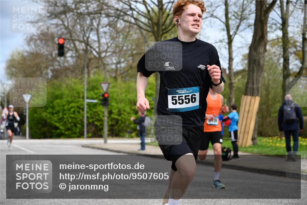 12.04.2026 - 45. Internationalen Wilhelmsburger Insellauf J. Mangold http://msf.ph/oto/9507605 12.04.2026 12:47:12 Ziel 5413, 4656, 5556, 5709, 3750, 3301, 4466, 4466, 5495, 3452, 4877, 4874 meine-sportfotos.de
