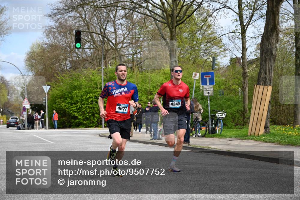 12.04.2026 - 45. Internationalen Wilhelmsburger Insellauf J. Mangold http://msf.ph/oto/9507752 12.04.2026 12:48:32 Ziel 3159, 4677, 4240, 4893, 3947, 5648, 4876, 2378, 5625 meine-sportfotos.de
