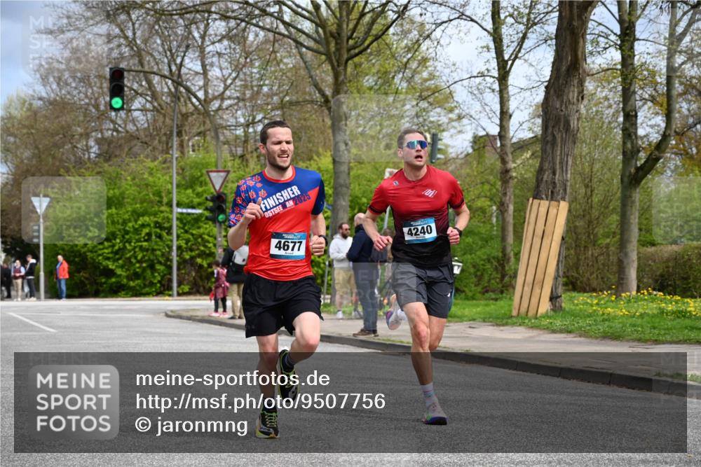 12.04.2026 - 45. Internationalen Wilhelmsburger Insellauf J. Mangold http://msf.ph/oto/9507756 12.04.2026 12:48:32 Ziel 3159, 4677, 4240, 4893, 3947, 5648, 4876, 2378, 5625 meine-sportfotos.de