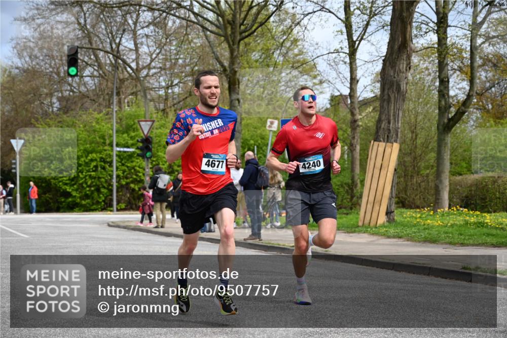 12.04.2026 - 45. Internationalen Wilhelmsburger Insellauf J. Mangold http://msf.ph/oto/9507757 12.04.2026 12:48:32 Ziel 3159, 4677, 4240, 4893, 3947, 5648, 4876, 2378, 5625 meine-sportfotos.de