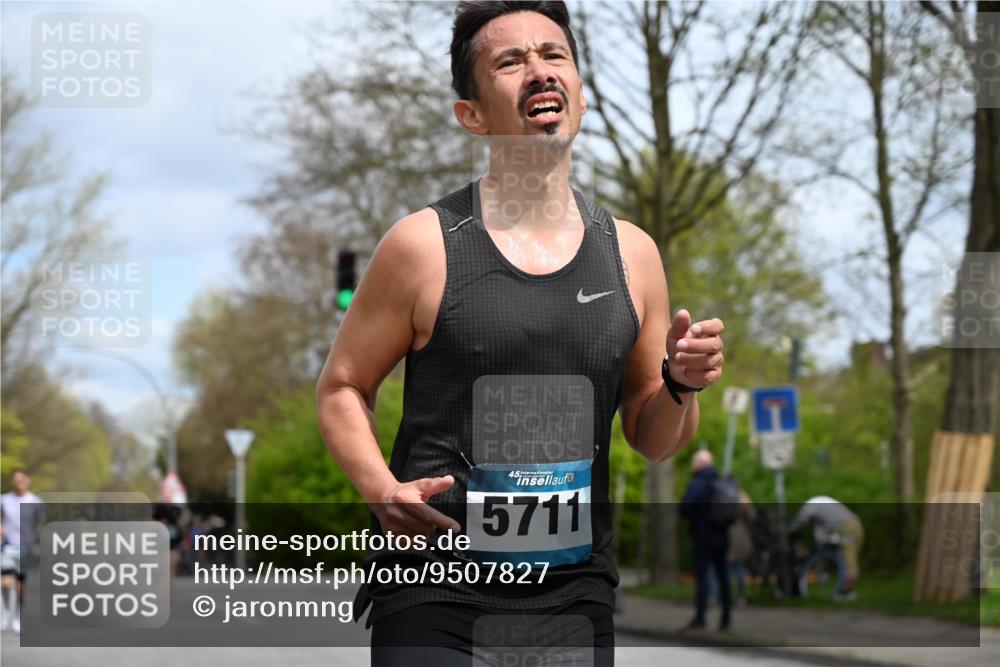 12.04.2026 - 45. Internationalen Wilhelmsburger Insellauf J. Mangold http://msf.ph/oto/9507827 12.04.2026 12:49:15 Ziel 4876, 2378, 5625, 5711, 5566, 3816, 5335, 5335, 3612, 2403, 5793 meine-sportfotos.de