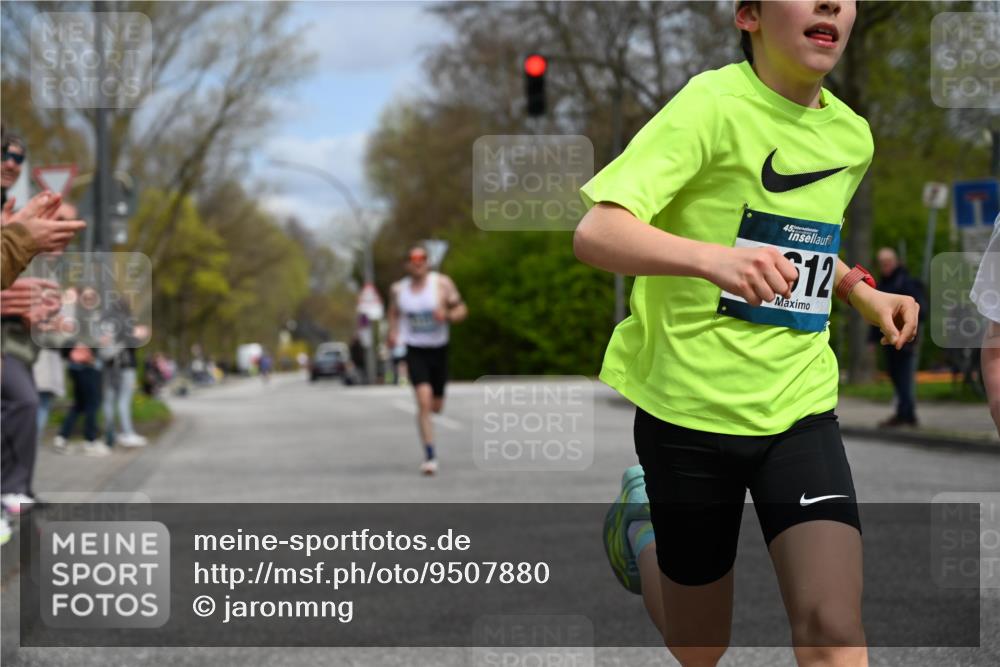 12.04.2026 - 45. Internationalen Wilhelmsburger Insellauf J. Mangold http://msf.ph/oto/9507880 12.04.2026 12:49:31 Ziel 5566, 3816, 5335, 3612, 2403, 5793, 5527, 4505, 4505, 5146, 5280 meine-sportfotos.de