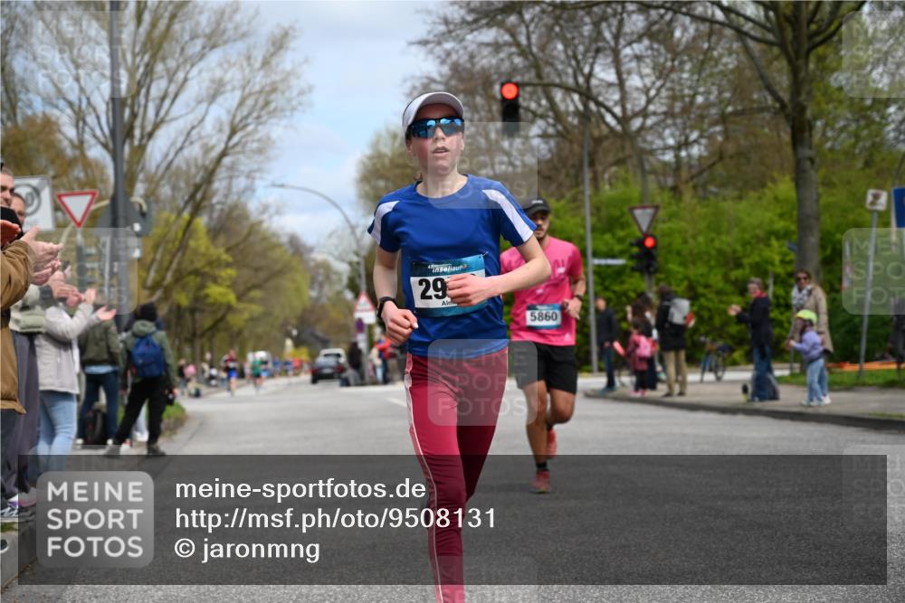 12.04.2026 - 45. Internationalen Wilhelmsburger Insellauf J. Mangold http://msf.ph/oto/9508131 12.04.2026 12:51:22 Ziel 4282, 3982, 3925, 5595, 2959, 5860, 4110, 5307, 5809, 5326, 2787, 5627, 5493, 4560, 2779, 3903 meine-sportfotos.de