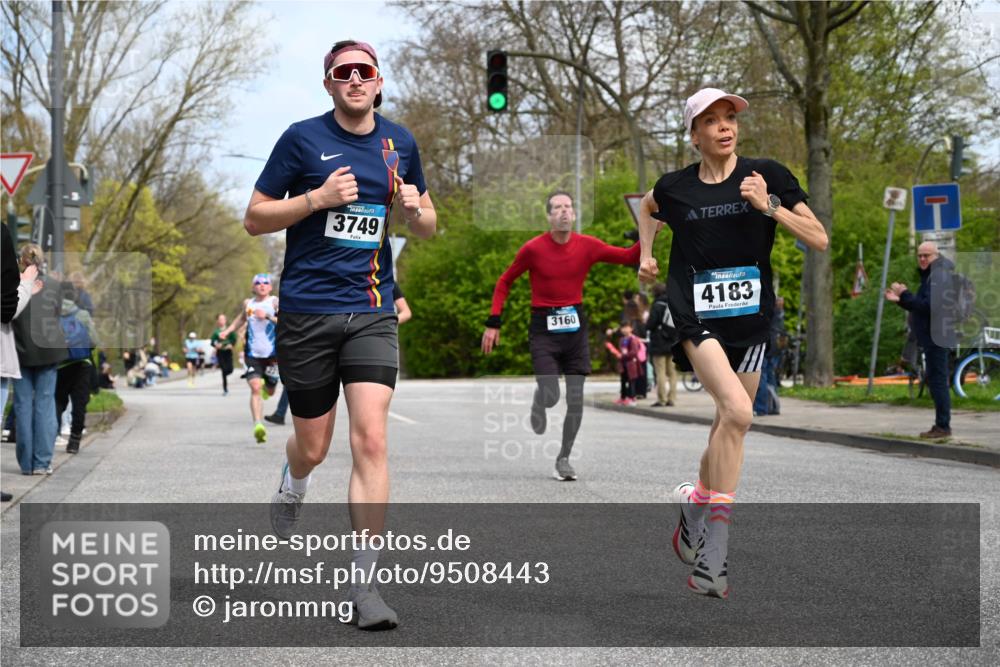 12.04.2026 - 45. Internationalen Wilhelmsburger Insellauf J. Mangold http://msf.ph/oto/9508443 12.04.2026 12:53:05 Ziel 5763, 2896, 5621, 4879, 4891, 5127, 2218, 4183, 3749, 3160, 5628, 5447, 5464, 5358, 3293, 4317, 5227 meine-sportfotos.de