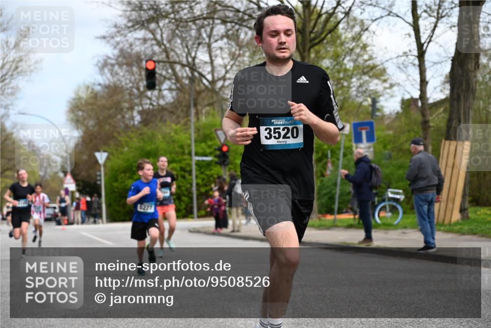 12.04.2026 - 45. Internationalen Wilhelmsburger Insellauf J. Mangold http://msf.ph/oto/9508526 12.04.2026 12:53:37 Ziel 3293, 4317, 5227, 3294, 3520, 5143, 5754, 4592, 4455, 4037, 4455, 4037, 5784, 5785, 4658, 5787, 3254, 5788, 5788, 3000, 4823, 5743 meine-sportfotos.de