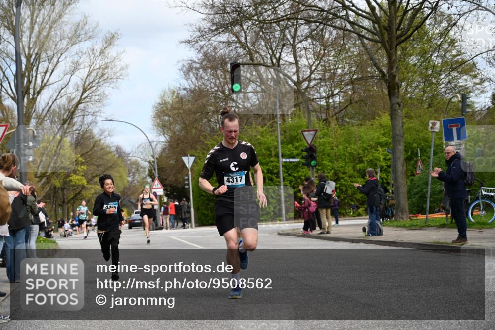 12.04.2026 - 45. Internationalen Wilhelmsburger Insellauf J. Mangold http://msf.ph/oto/9508562 12.04.2026 12:53:43 Ziel 3293, 4317, 5227, 3294, 3520, 5143, 5754, 4592, 4455, 4037, 5784, 5785, 4658, 5787, 3254, 5788, 3000, 4823, 5743, 4924 meine-sportfotos.de