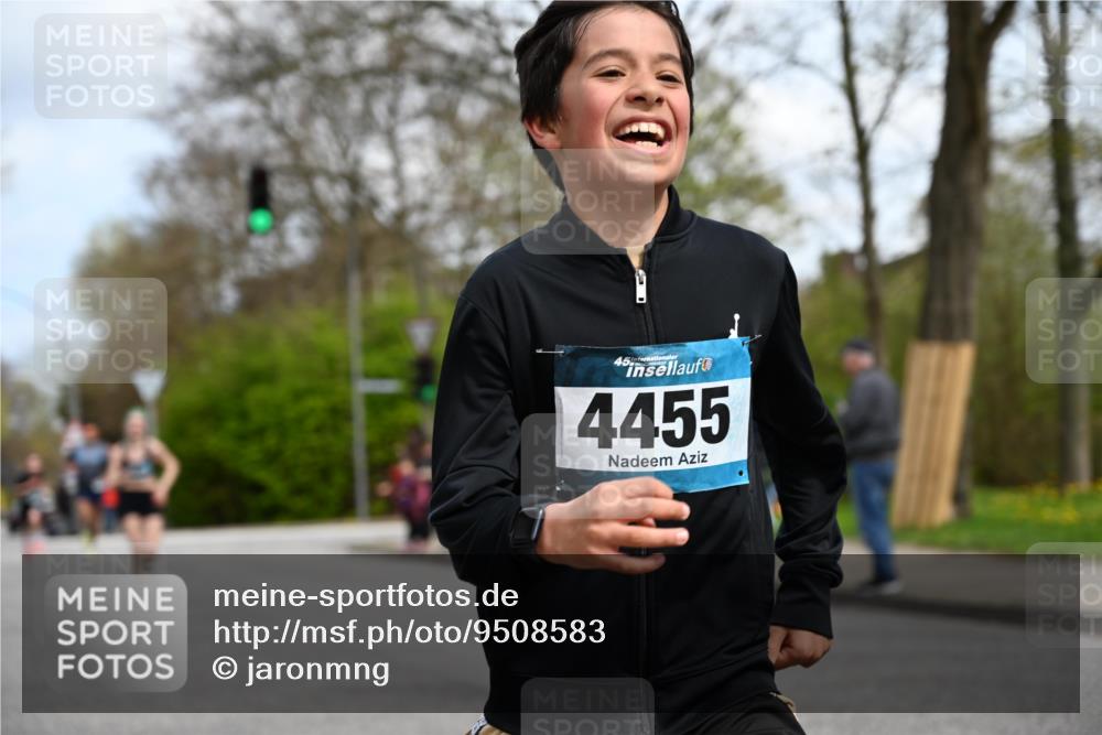 12.04.2026 - 45. Internationalen Wilhelmsburger Insellauf J. Mangold http://msf.ph/oto/9508583 12.04.2026 12:53:45 Ziel 3293, 4317, 5227, 3294, 3520, 5143, 5754, 4592, 4455, 4037, 5784, 5785, 4658, 5787, 3254, 5788, 3000, 4823, 3000, 4823, 5743, 4924, 5630, 5858 meine-sportfotos.de