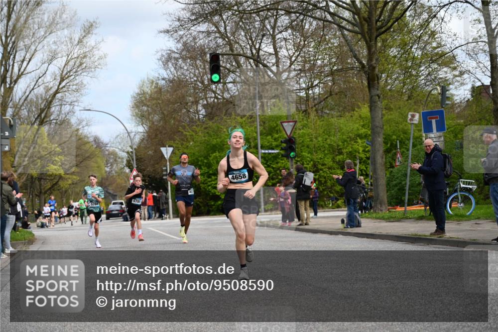 12.04.2026 - 45. Internationalen Wilhelmsburger Insellauf J. Mangold http://msf.ph/oto/9508590 12.04.2026 12:53:47 Ziel 3293, 4317, 5227, 3294, 3520, 5143, 5754, 4592, 4455, 4037, 5784, 5785, 4658, 5787, 3254, 5788, 3000, 4823, 5743, 4924, 5630, 5858, 3661, 2852, 2085 meine-sportfotos.de