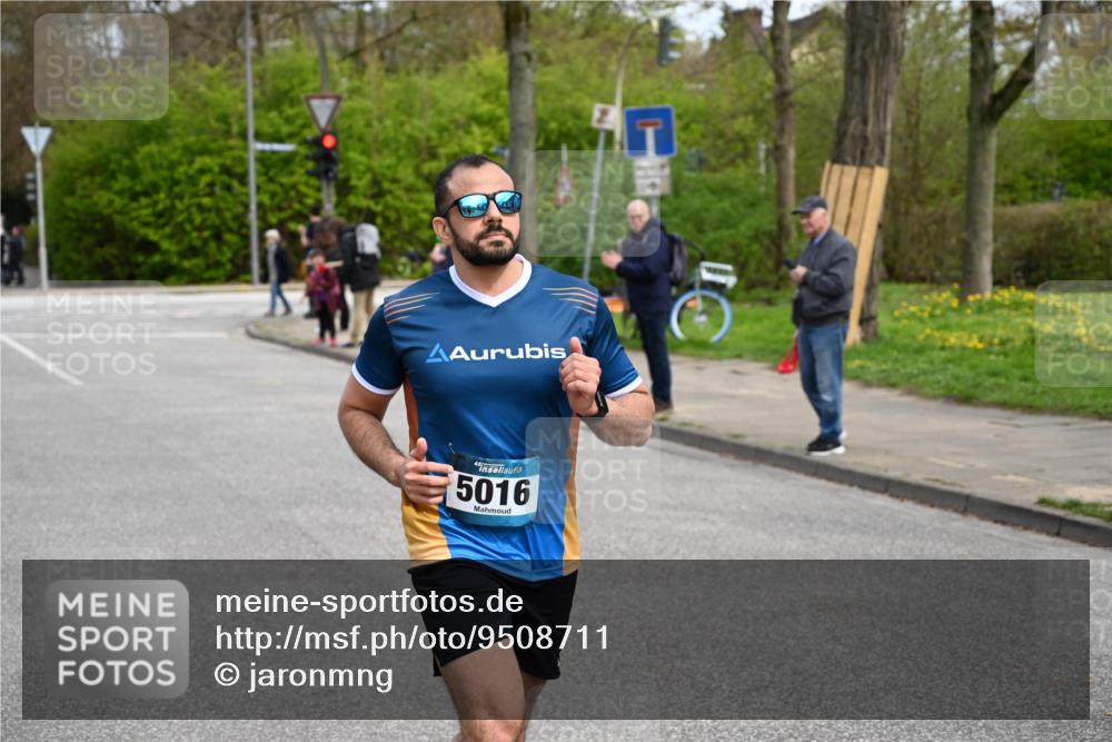 12.04.2026 - 45. Internationalen Wilhelmsburger Insellauf J. Mangold http://msf.ph/oto/9508711 12.04.2026 12:54:22 Ziel 3000, 4823, 5743, 4924, 5630, 5858, 3661, 2852, 2085, 5016, 3157, 5283, 3163, 4472, 3163, 4472, 5478, 5513, 5296, 4570, 3302 meine-sportfotos.de