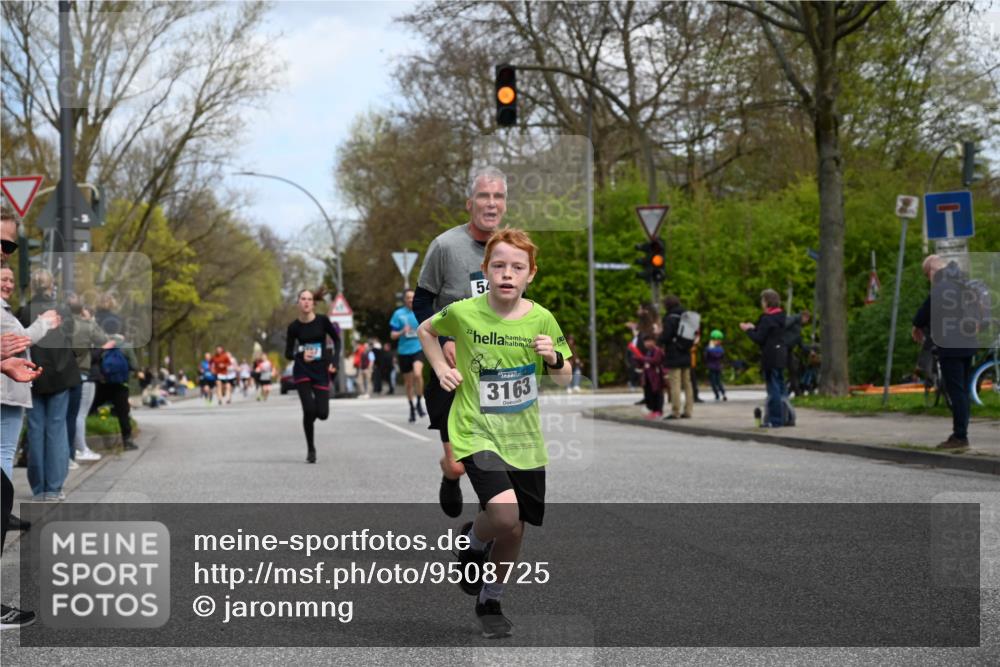 12.04.2026 - 45. Internationalen Wilhelmsburger Insellauf J. Mangold http://msf.ph/oto/9508725 12.04.2026 12:54:38 Ziel 5016, 3157, 5283, 3163, 4472, 5478, 5513, 5296, 4570, 3302, 2235, 3899, 3300, 5213, 3411, 4041, 5086, 5087, 4079, 4678, 3177 meine-sportfotos.de