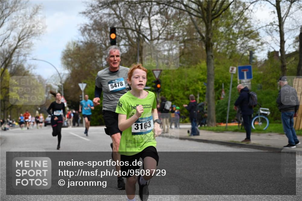 12.04.2026 - 45. Internationalen Wilhelmsburger Insellauf J. Mangold http://msf.ph/oto/9508729 12.04.2026 12:54:38 Ziel 5016, 3157, 5283, 3163, 4472, 5478, 5513, 5296, 4570, 3302, 2235, 3899, 3300, 5213, 3411, 4041, 5086, 5087, 4079, 4678, 3177 meine-sportfotos.de