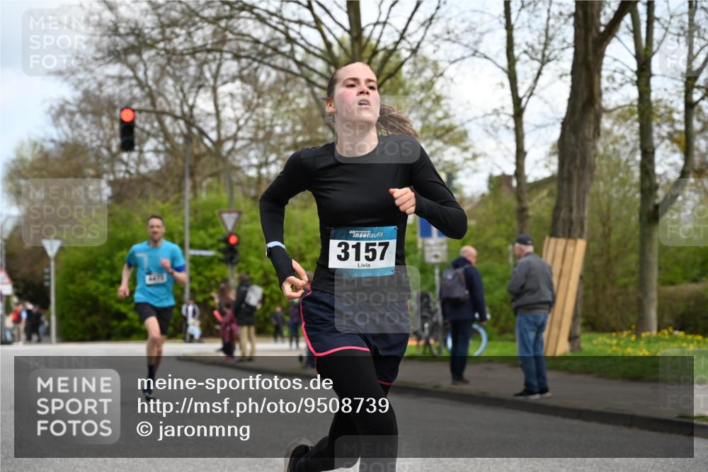 12.04.2026 - 45. Internationalen Wilhelmsburger Insellauf J. Mangold http://msf.ph/oto/9508739 12.04.2026 12:54:41 Ziel 5016, 3157, 5283, 3163, 4472, 5478, 5513, 5513, 5296, 4570, 3302, 2235, 3899, 3300, 5213, 3411, 3411, 4041, 5086, 5087, 4079, 4678, 3177 meine-sportfotos.de