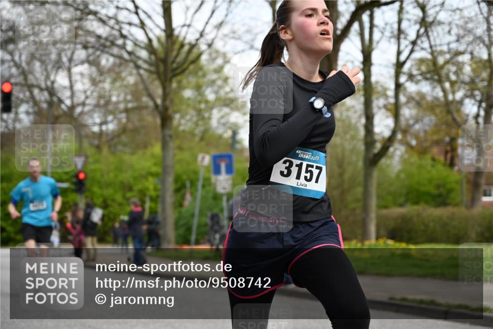 12.04.2026 - 45. Internationalen Wilhelmsburger Insellauf J. Mangold http://msf.ph/oto/9508742 12.04.2026 12:54:41 Ziel 5016, 3157, 5283, 3163, 4472, 5478, 5513, 5513, 5296, 4570, 3302, 2235, 3899, 3300, 5213, 3411, 3411, 4041, 5086, 5087, 4079, 4678, 3177 meine-sportfotos.de