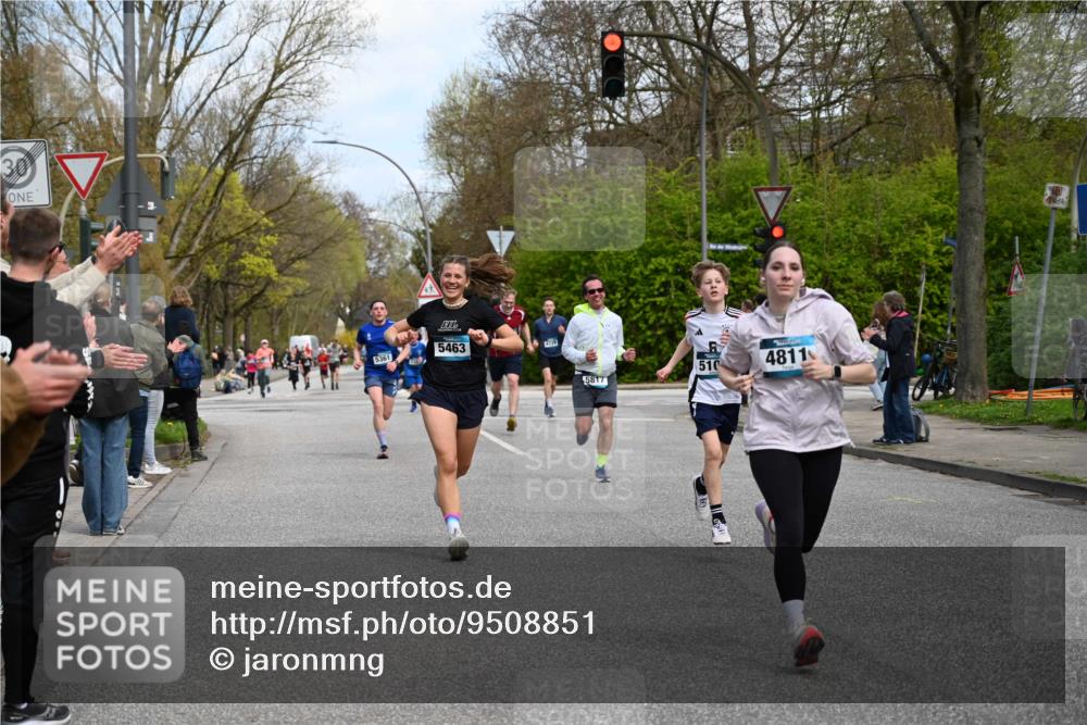 12.04.2026 - 45. Internationalen Wilhelmsburger Insellauf J. Mangold http://msf.ph/oto/9508851 12.04.2026 12:55:34 Ziel 5119, 2737, 2820, 5109, 5361, 4811, 4728, 3315, 5463, 4459, 5817, 5321, 4311, 2017, 2074, 5780, 5857, 2937, 5113, 5118, 3404, 2344, 5114, 5255, 4269, 3627 meine-sportfotos.de