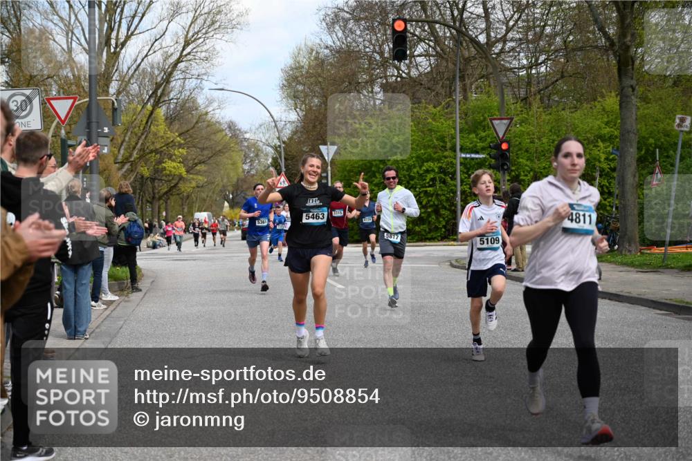 12.04.2026 - 45. Internationalen Wilhelmsburger Insellauf J. Mangold http://msf.ph/oto/9508854 12.04.2026 12:55:34 Ziel 5119, 2737, 2820, 5109, 5361, 4811, 4728, 3315, 5463, 4459, 5817, 5321, 4311, 2017, 2074, 5780, 5857, 2937, 5113, 5118, 3404, 2344, 5114, 5255, 4269, 3627 meine-sportfotos.de