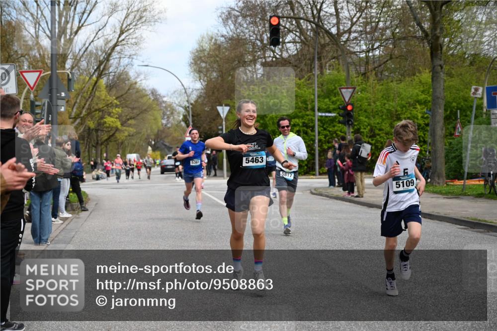 12.04.2026 - 45. Internationalen Wilhelmsburger Insellauf J. Mangold http://msf.ph/oto/9508863 12.04.2026 12:55:35 Ziel 2737, 2820, 5109, 5361, 4811, 4728, 3315, 5463, 4459, 4459, 5817, 5321, 4311, 2017, 2074, 5780, 5857, 2937, 5113, 2937, 5113, 5118, 3404, 2344, 5114, 5255, 4269, 3627 meine-sportfotos.de