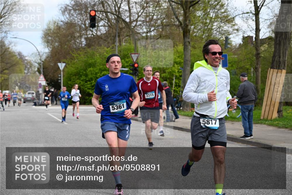 12.04.2026 - 45. Internationalen Wilhelmsburger Insellauf J. Mangold http://msf.ph/oto/9508891 12.04.2026 12:55:38 Ziel 2820, 5109, 5361, 4811, 4728, 3315, 5463, 4459, 5817, 5321, 4311, 2017, 2074, 5780, 5857, 2937, 5113, 5118, 3404, 3404, 2344, 5114, 5255, 4269, 3627, 5133, 5680 meine-sportfotos.de
