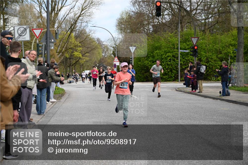 12.04.2026 - 45. Internationalen Wilhelmsburger Insellauf J. Mangold http://msf.ph/oto/9508917 12.04.2026 12:55:47 Ziel 5109, 5361, 4811, 4728, 3315, 5463, 4459, 5817, 5321, 4311, 2017, 2074, 5780, 5857, 2937, 5113, 2937, 5113, 5118, 3404, 2344, 5114, 5255, 4269, 3627, 5133, 5680, 4545, 5101, 4261, 4933 meine-sportfotos.de