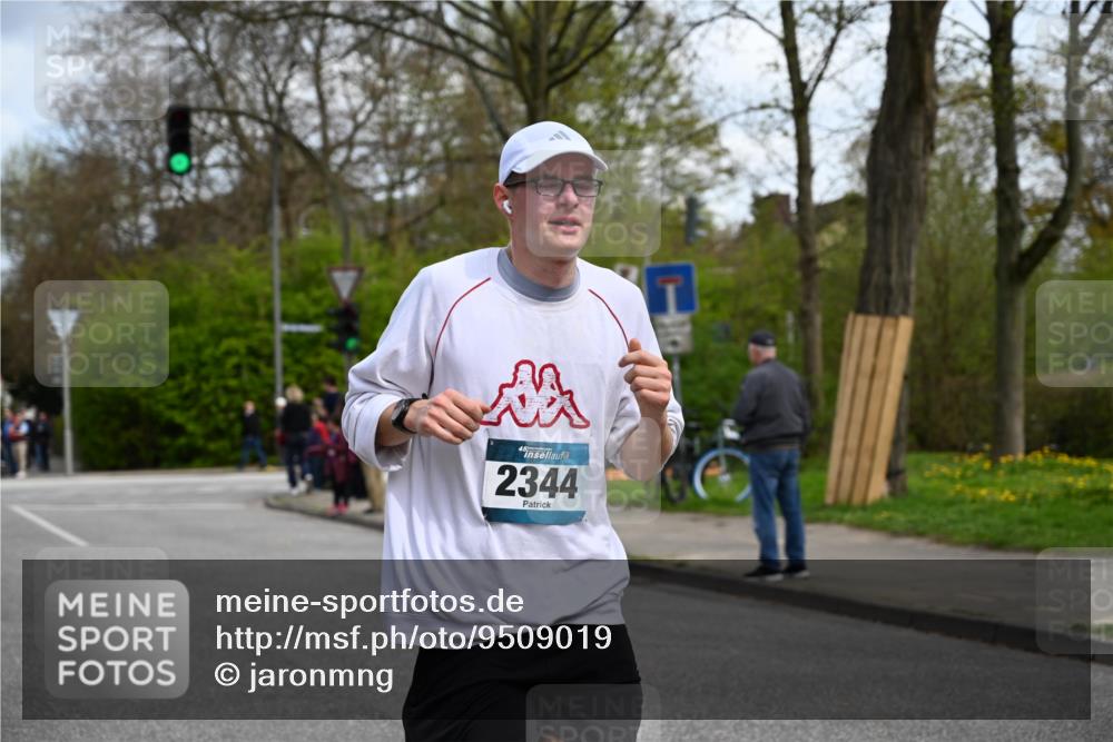 12.04.2026 - 45. Internationalen Wilhelmsburger Insellauf J. Mangold http://msf.ph/oto/9509019 12.04.2026 12:56:05 Ziel 4311, 2017, 2074, 5780, 5857, 2937, 5113, 5118, 3404, 2344, 5114, 5255, 4269, 3627, 5133, 5680, 4545, 4545, 5101, 4261, 4933, 5131, 5184, 5446, 4859, 5729, 5134, 3620, 4848, 5410, 4168, 4921, 4922, 4237, 5094 meine-sportfotos.de